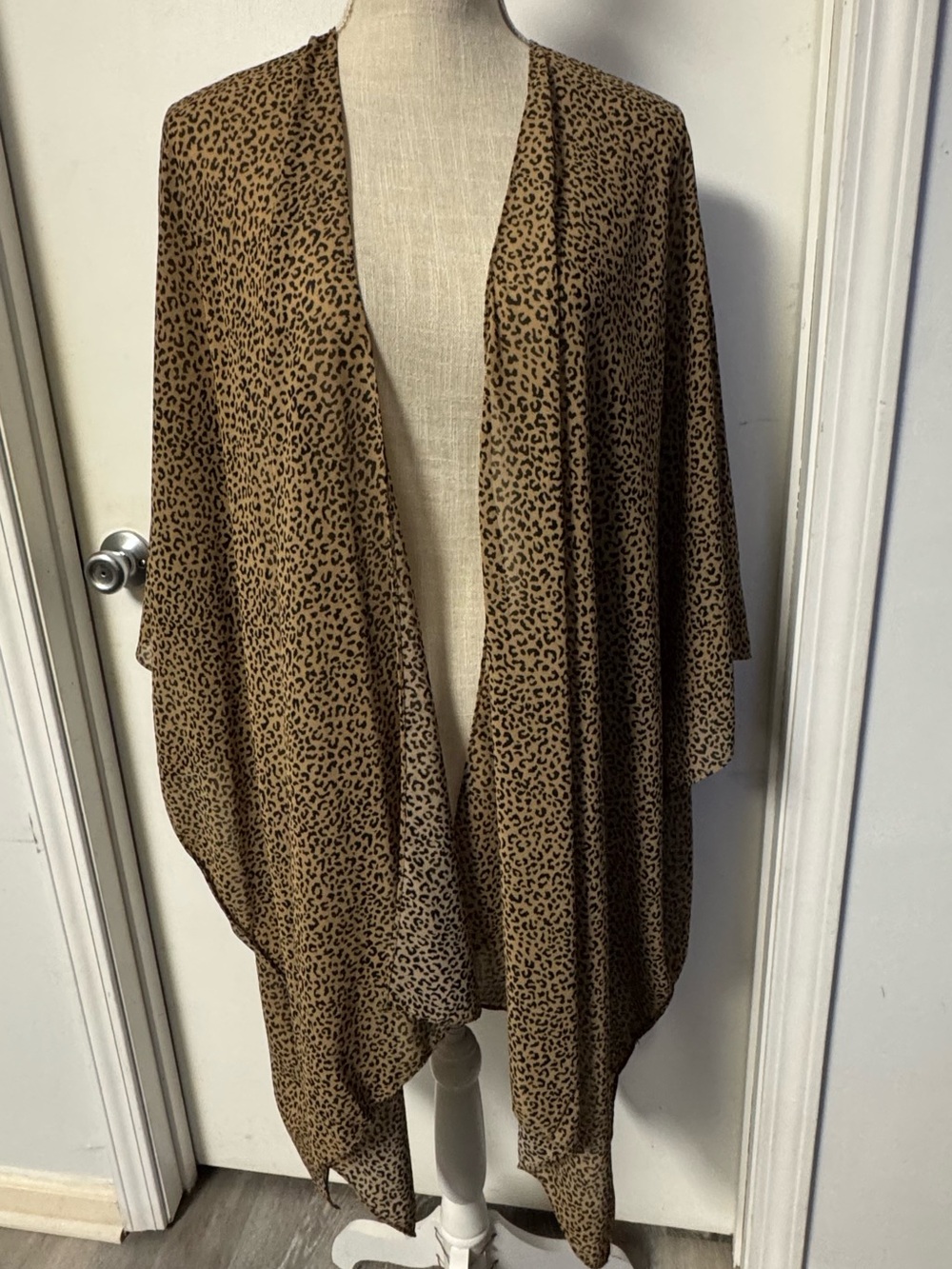 Newbury Kustom Leopard Print Open Cardigan - Tan and Black - Picture 3 of 5